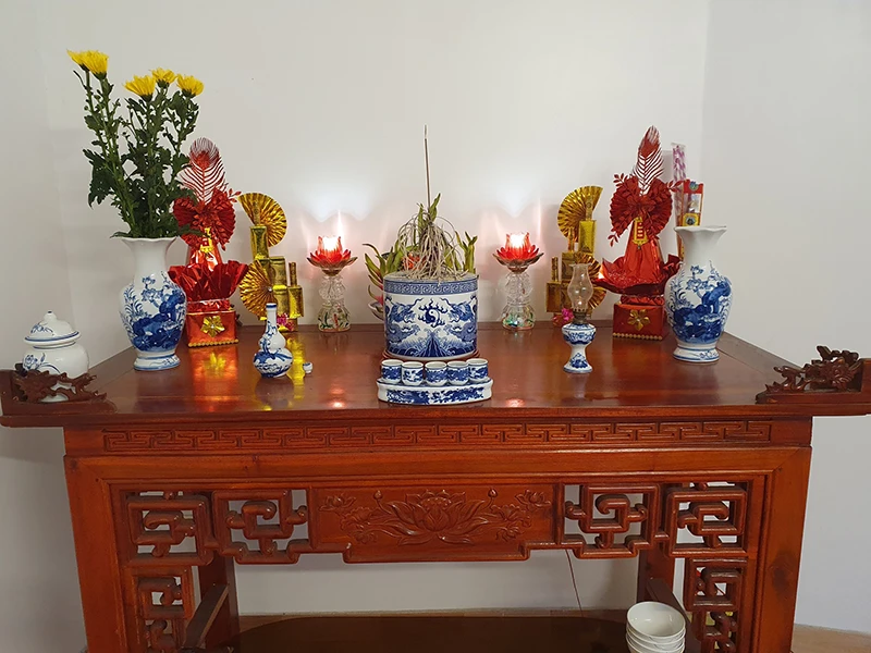 bát hương bản mệnh là gì?