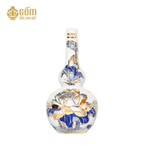 Hình ảnh Nậm rượu thờ men lam vẽ vàng